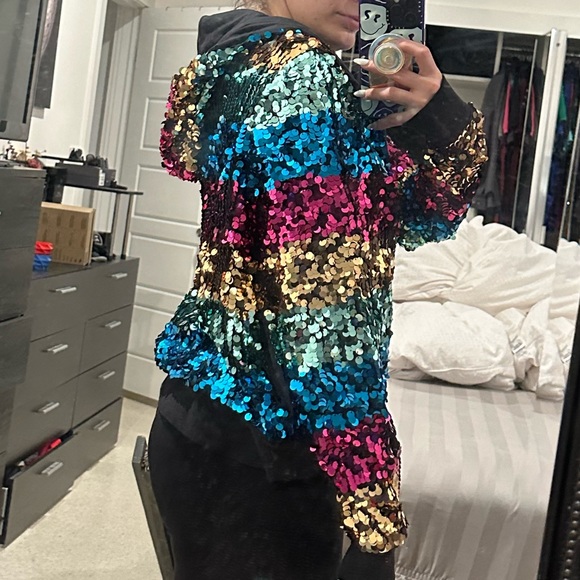 Victoria’s Secret Pink Limited Edition Rainbow Fashion Show Hoodie - Picture 5 of 6